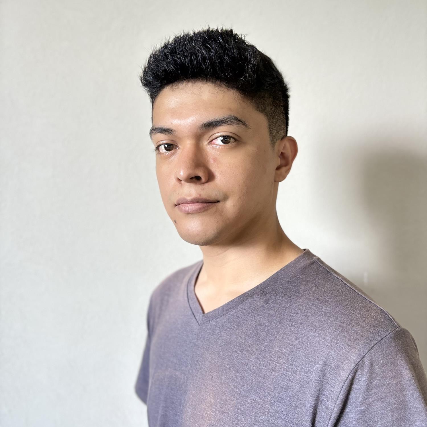 ADeleon-Headshot.jpg
