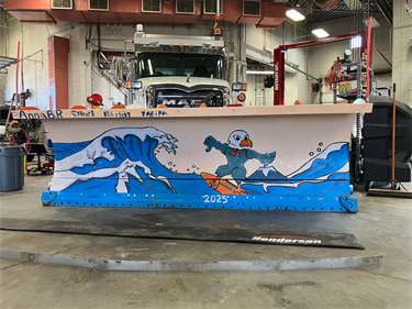 Anna-Benitez-Rios_Painted-the-plow-featuring-The-Great-Wave